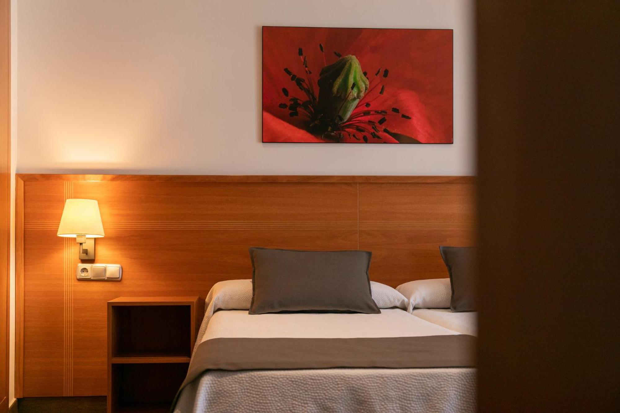 Aparthotel Cal Marcal Puig-reig Exterior photo